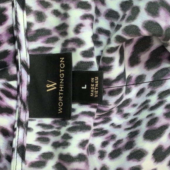 Worthington Leopard Print Camisole‎ in Black and White - Picture 8 of 8